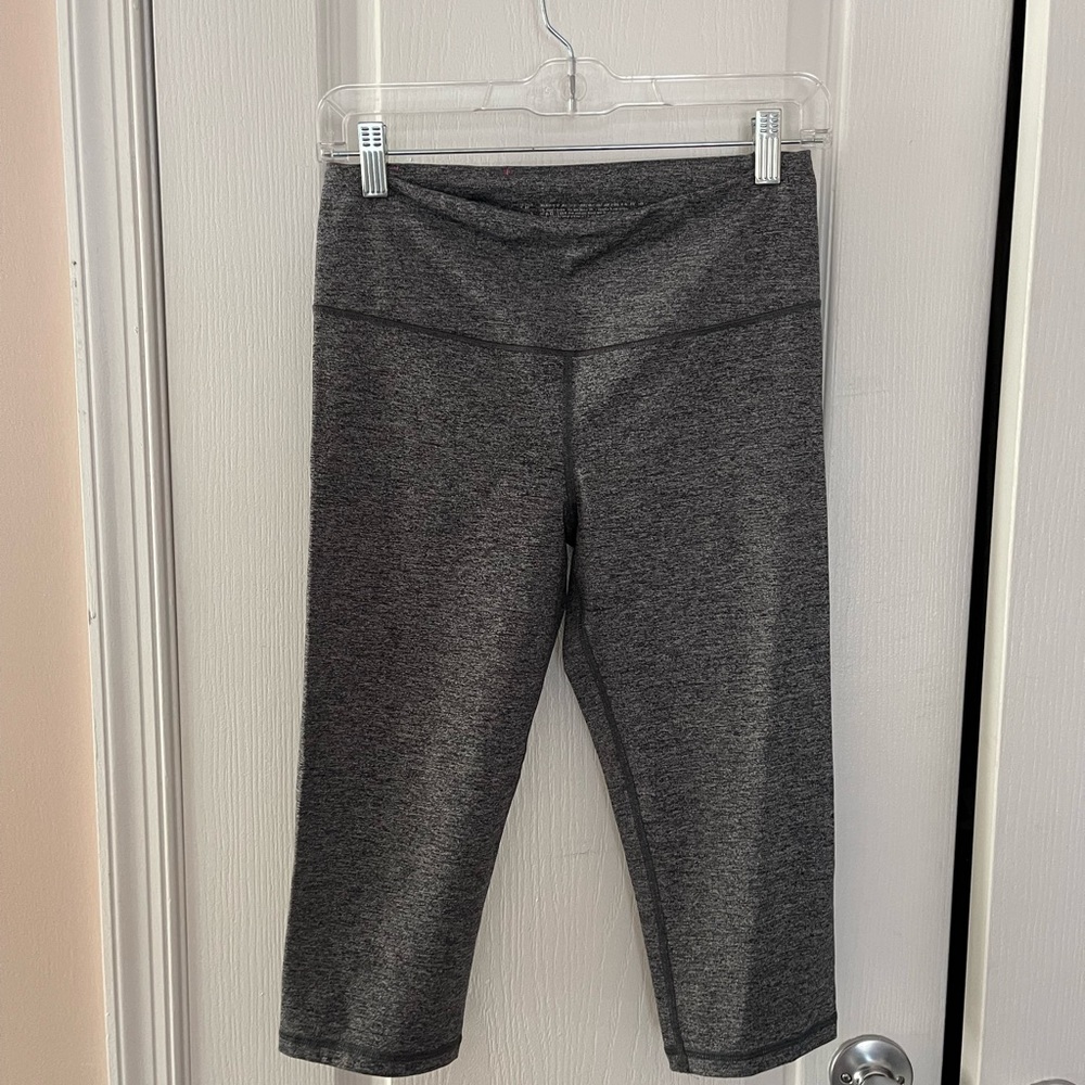 Victoria secret capris leggings